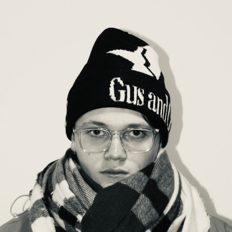 Bonnet noir et blanc